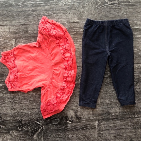 Peach top with jeggings - Picture 3 of 5